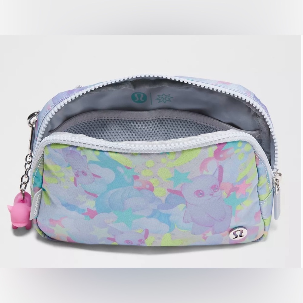Lululemon RARE Limited Edition X So Youn Lee Everywhere Belt Bag 1L - Picture 4 of 6